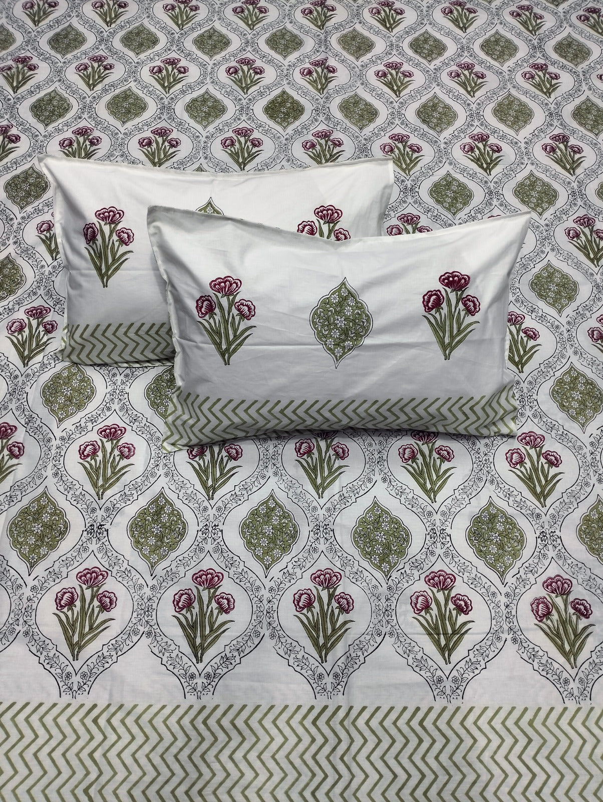 Pure cotton and wooden hand-block printed super king size bedsheets with 2 pillow covers (108x108 inches)