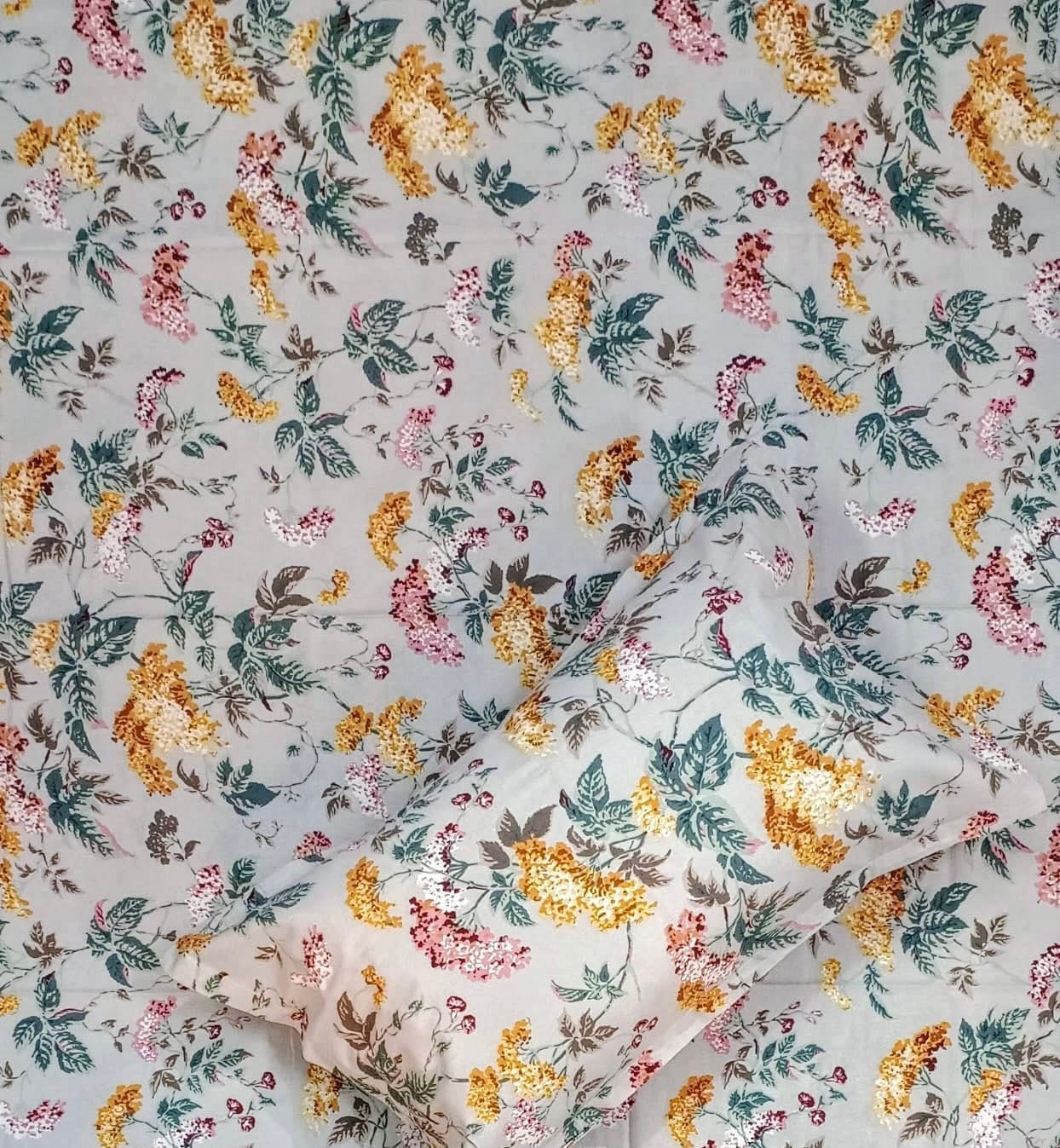 Pure cotton single bedsheet with 1 pillow cover (Size 60x90 inches)