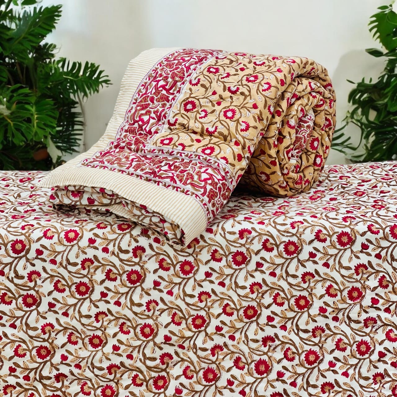 Pure mulmul cotton handblock printed single reversible quilt (razai 60x90 inches)