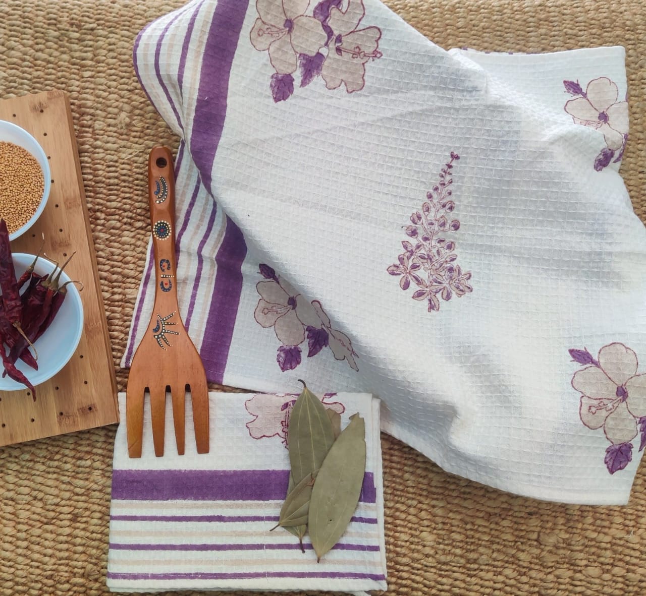 Super absorbent waffled cotton kitchen hand towels (18x24 inches set of 3)