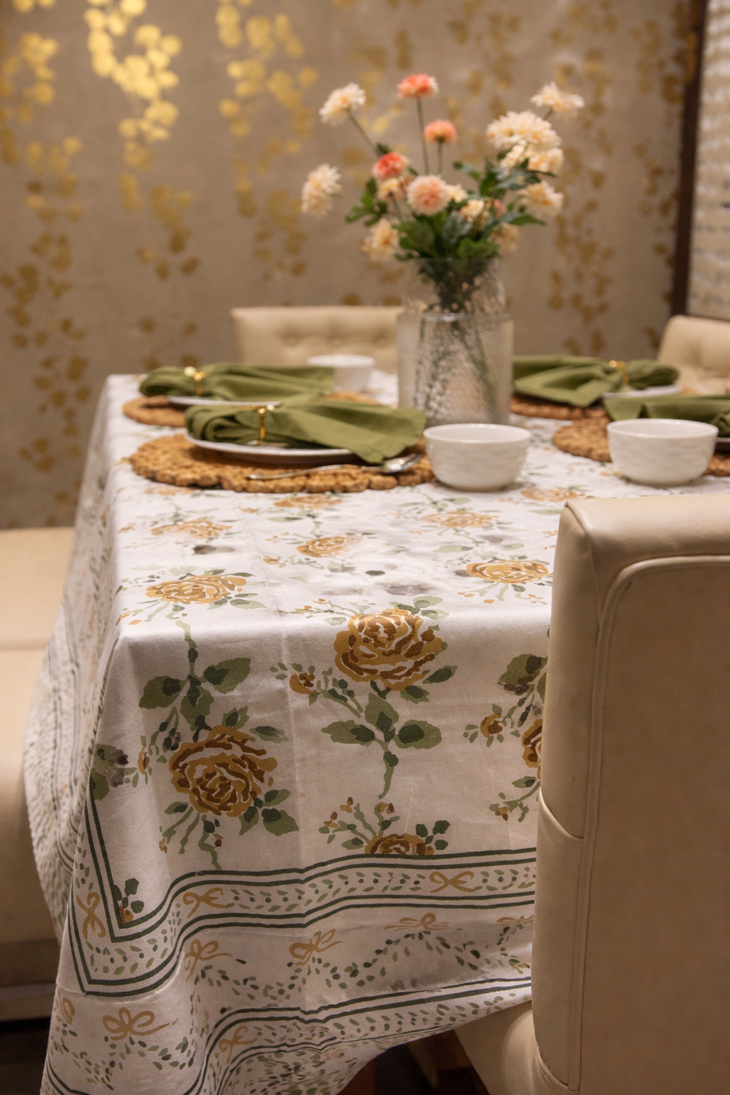 Pure cotton printed 6 seater dining table cover (60x90 inches)