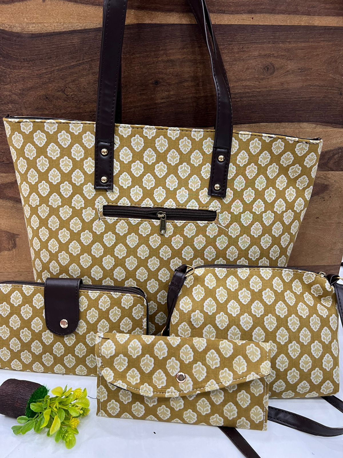 4 Piece printed fabric handbag combos
