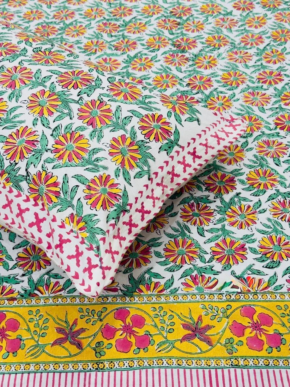 Pure cotton handblock printed king size bedsheet with 2 pillow covers (100x108 inches)
