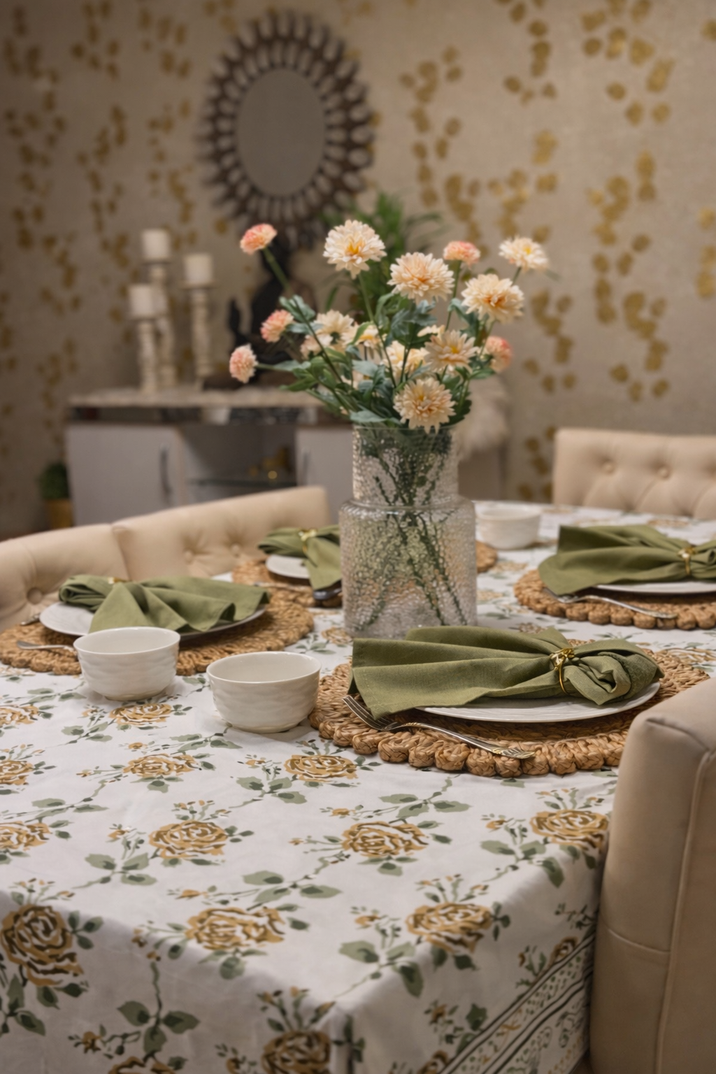 Pure cotton printed 6 seater dining table cover (60x90 inches)