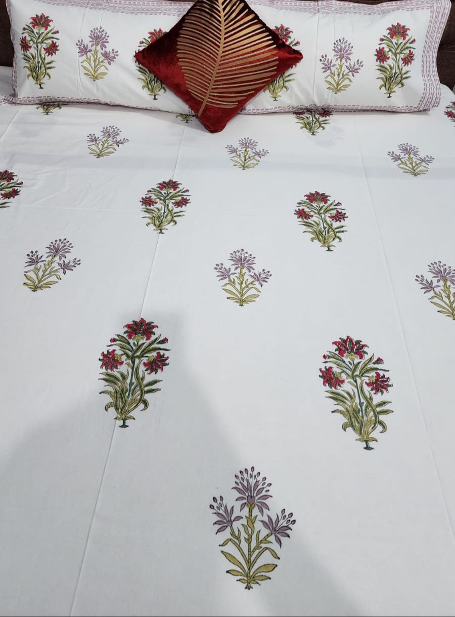 Wooden Handblock printed king size bedsheet with two flapped pillow covers (100x108 inches)