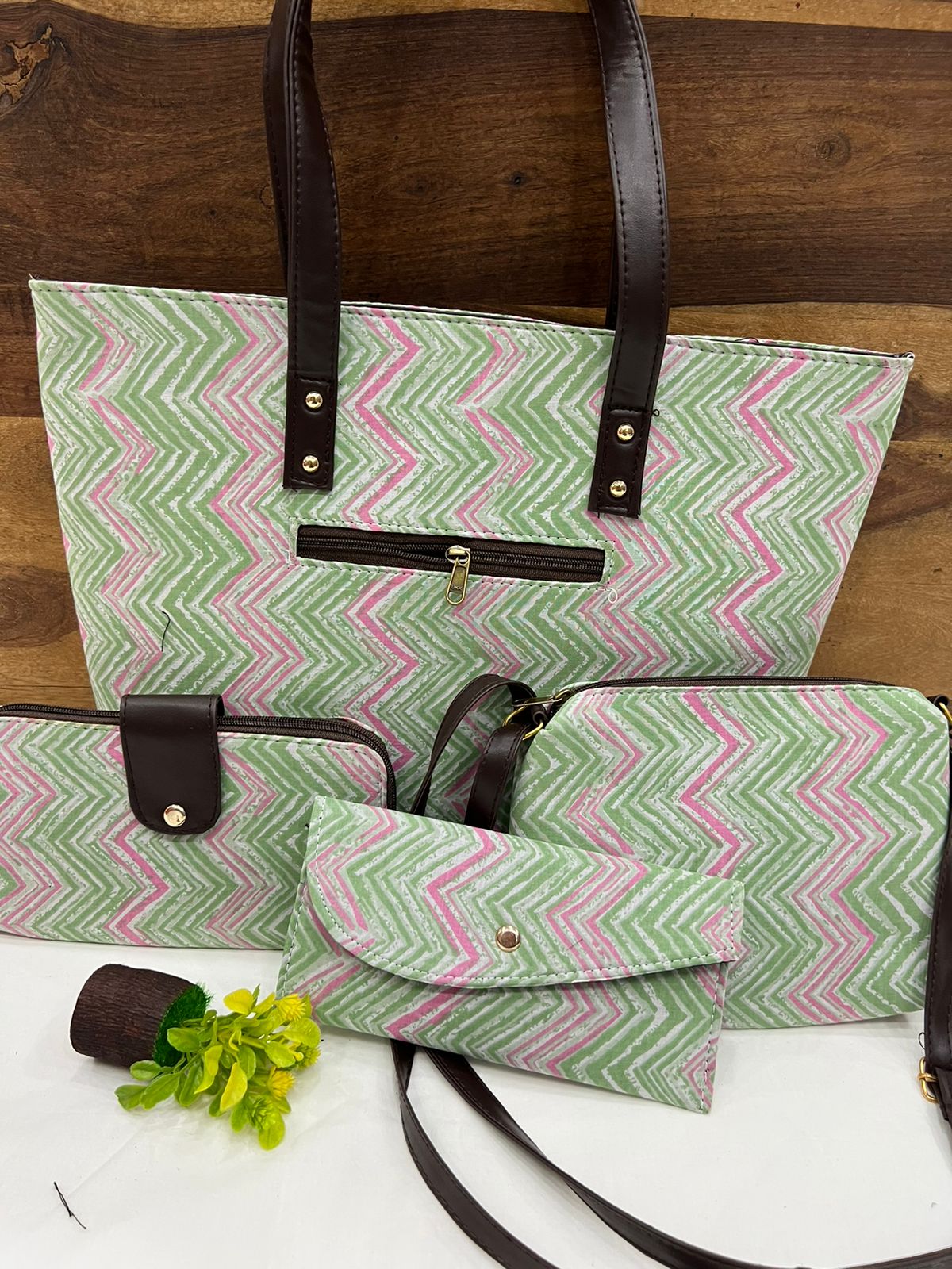 4 Piece printed fabric handbag combos