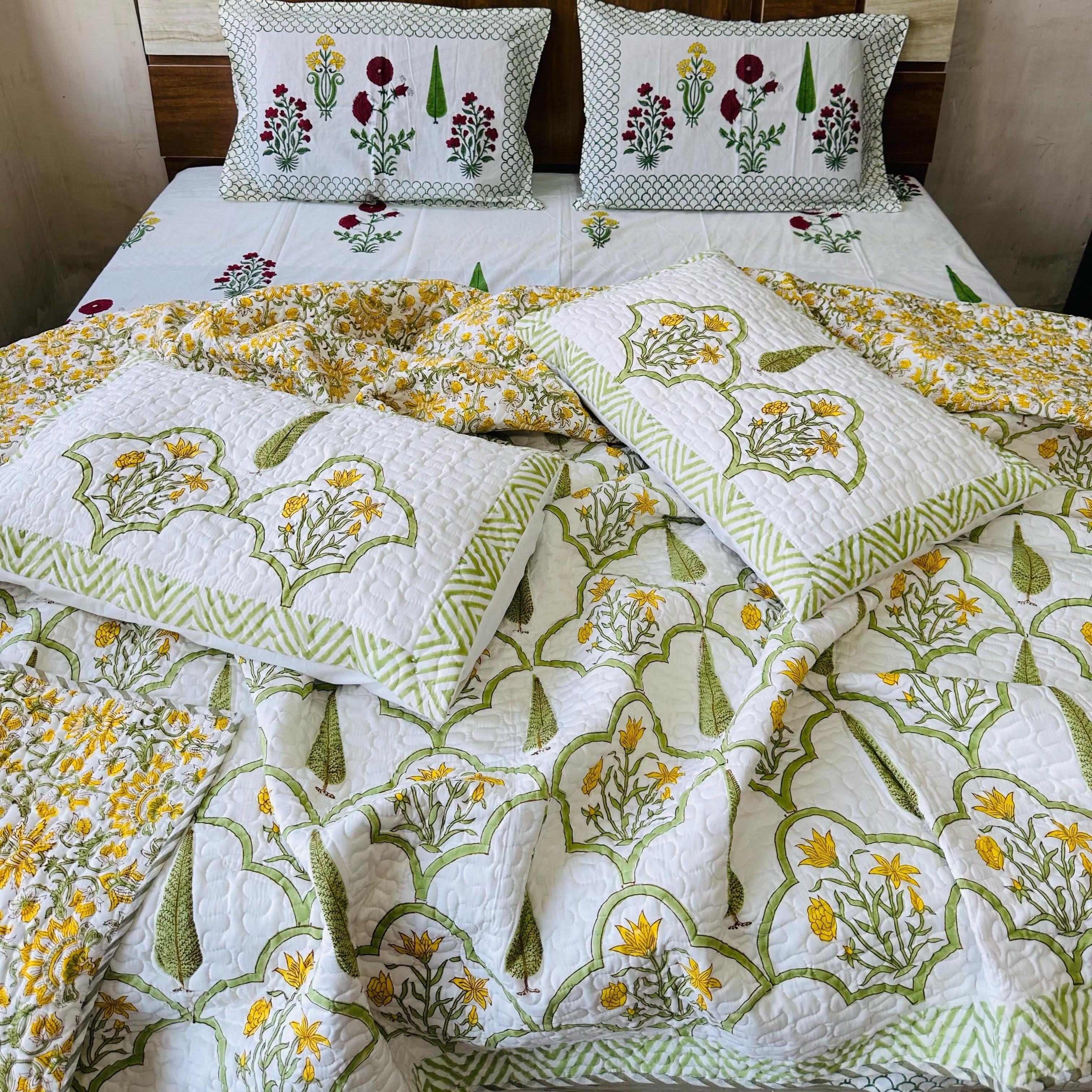Pure cotton handblock printed king size 6 piece bedding set