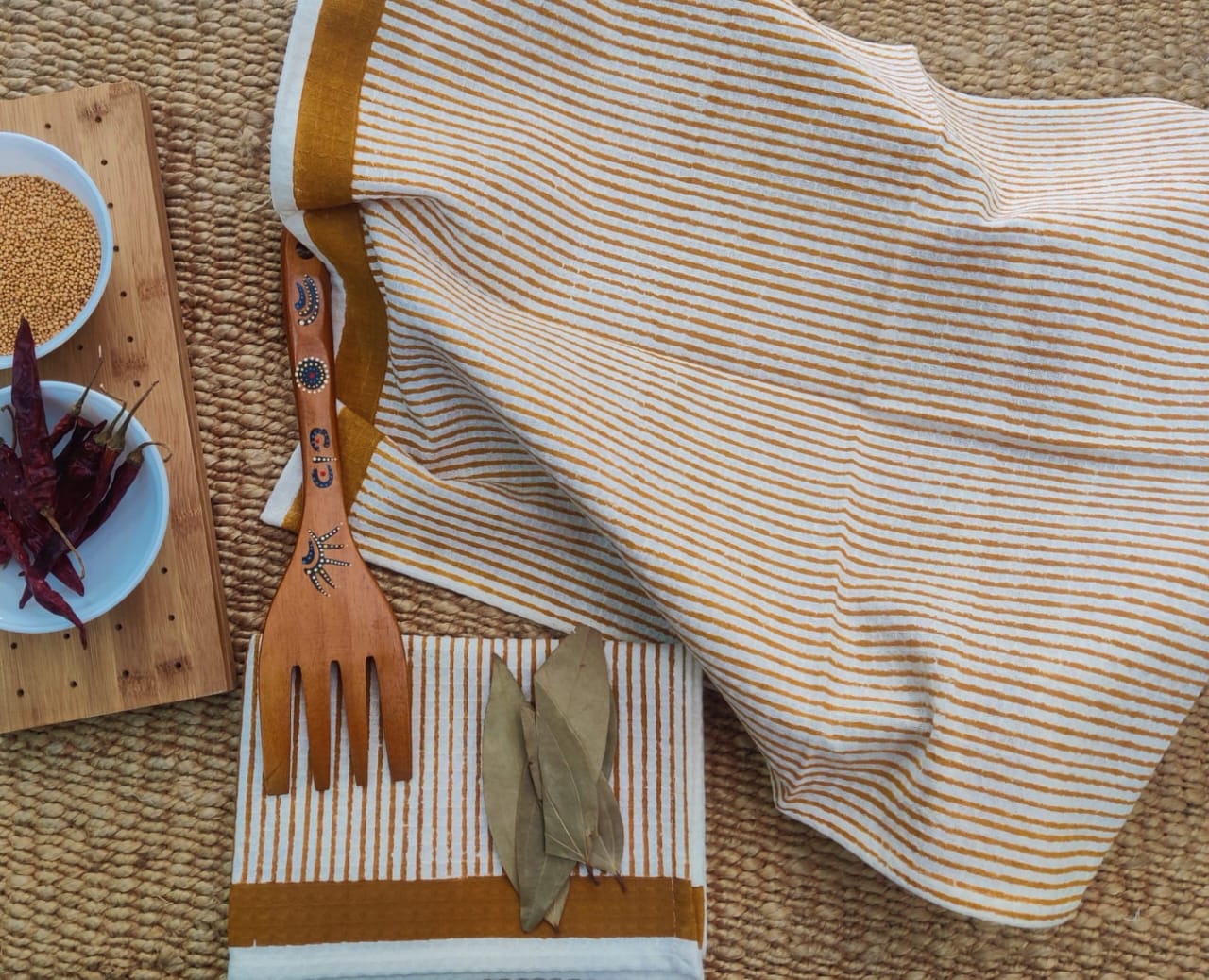 Super absorbent waffled cotton kitchen hand towels (18x24 inches set of 3)