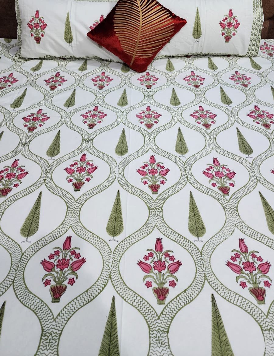 Wooden Handblock printed king size bedsheet with two flapped pillow covers (100x108 inches)