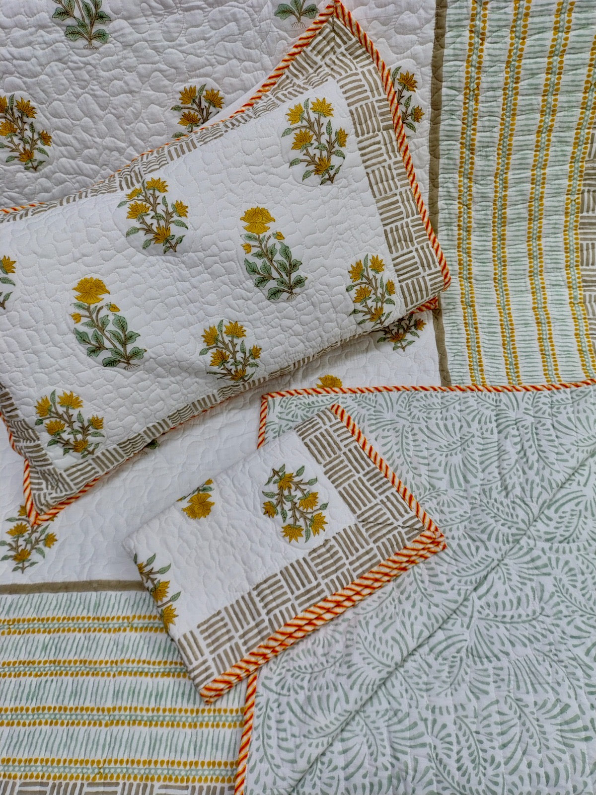 Pure mulmul cotton paani jaal quilted hand-block printed double bedcovers with 2 quilted pillow covers for king size beds (90x108 inches)