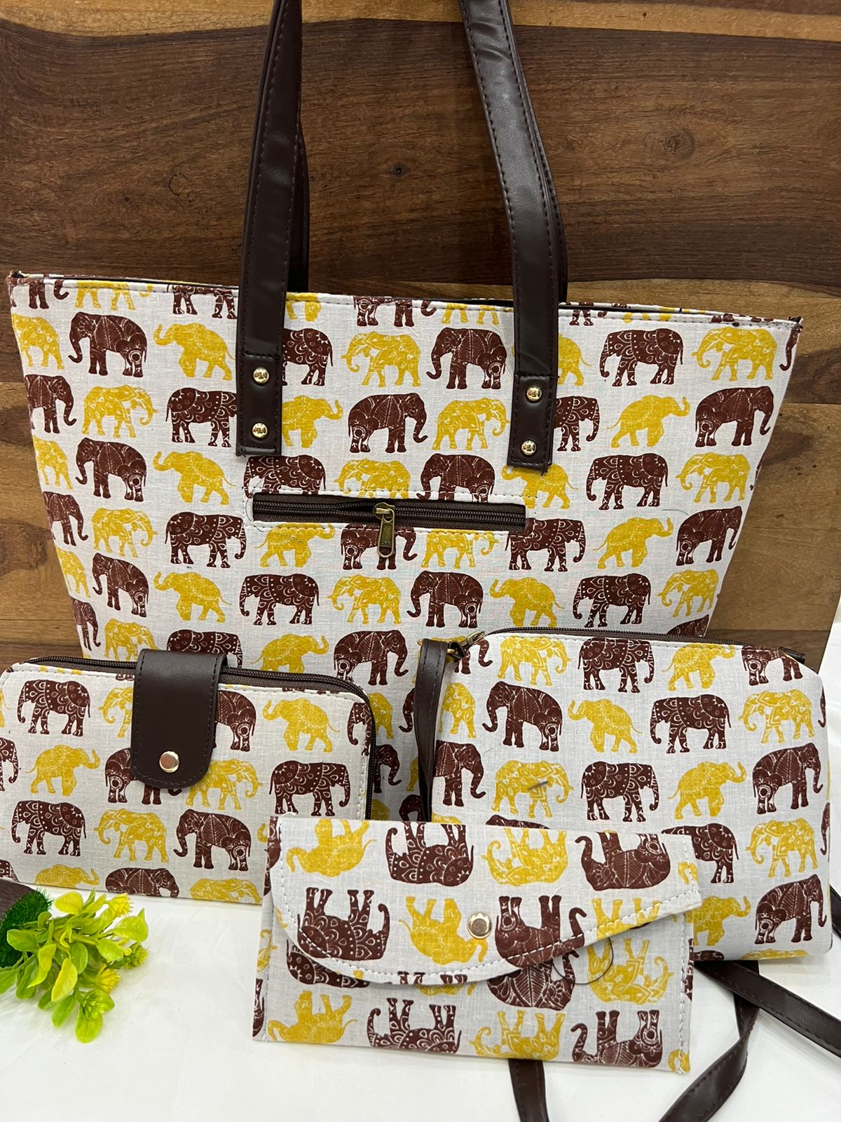 4 Piece printed fabric handbag combos