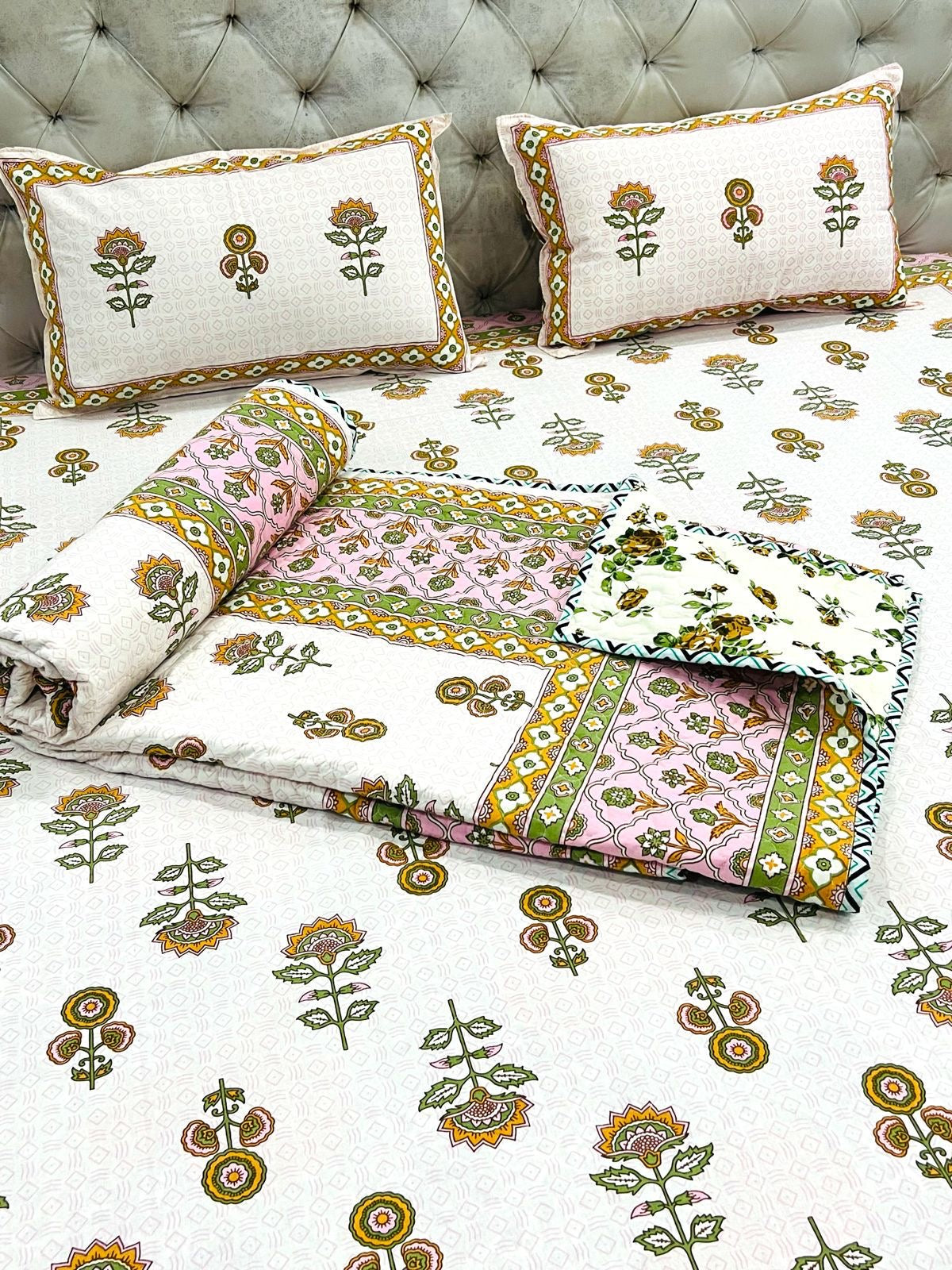 Pure cotton 4 piece bedding set for queen/king size beds offer