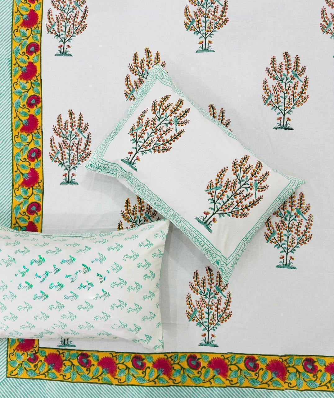 Pure cotton hand-block printed super king size double bedsheets with 2 pillow covers (108x108 inches)