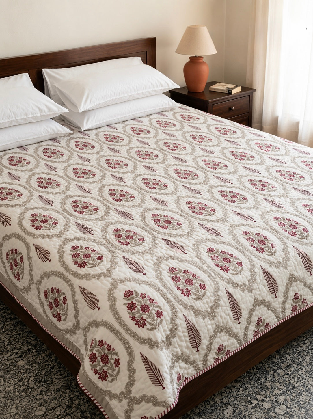 Pure mulmul cotton screen printed reversible double razai (90x108 inches)