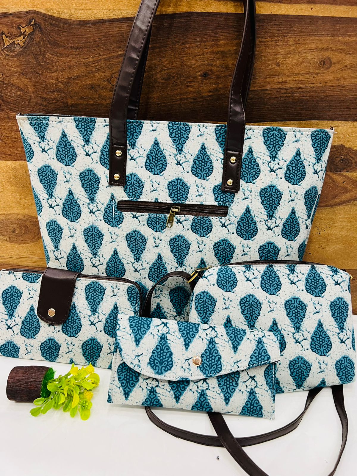 4 Piece printed fabric handbag combos