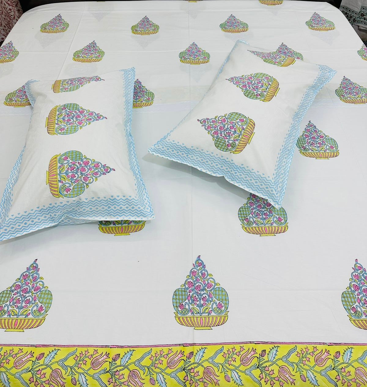 Wooden Handblock printed king size bedsheet with two flapped pillow covers (100x108 inches)