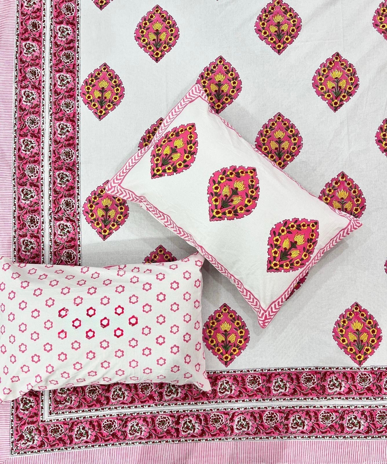 Pure cotton handblock printed king size bedsheet with 2 pillow covers (100x108 inches)