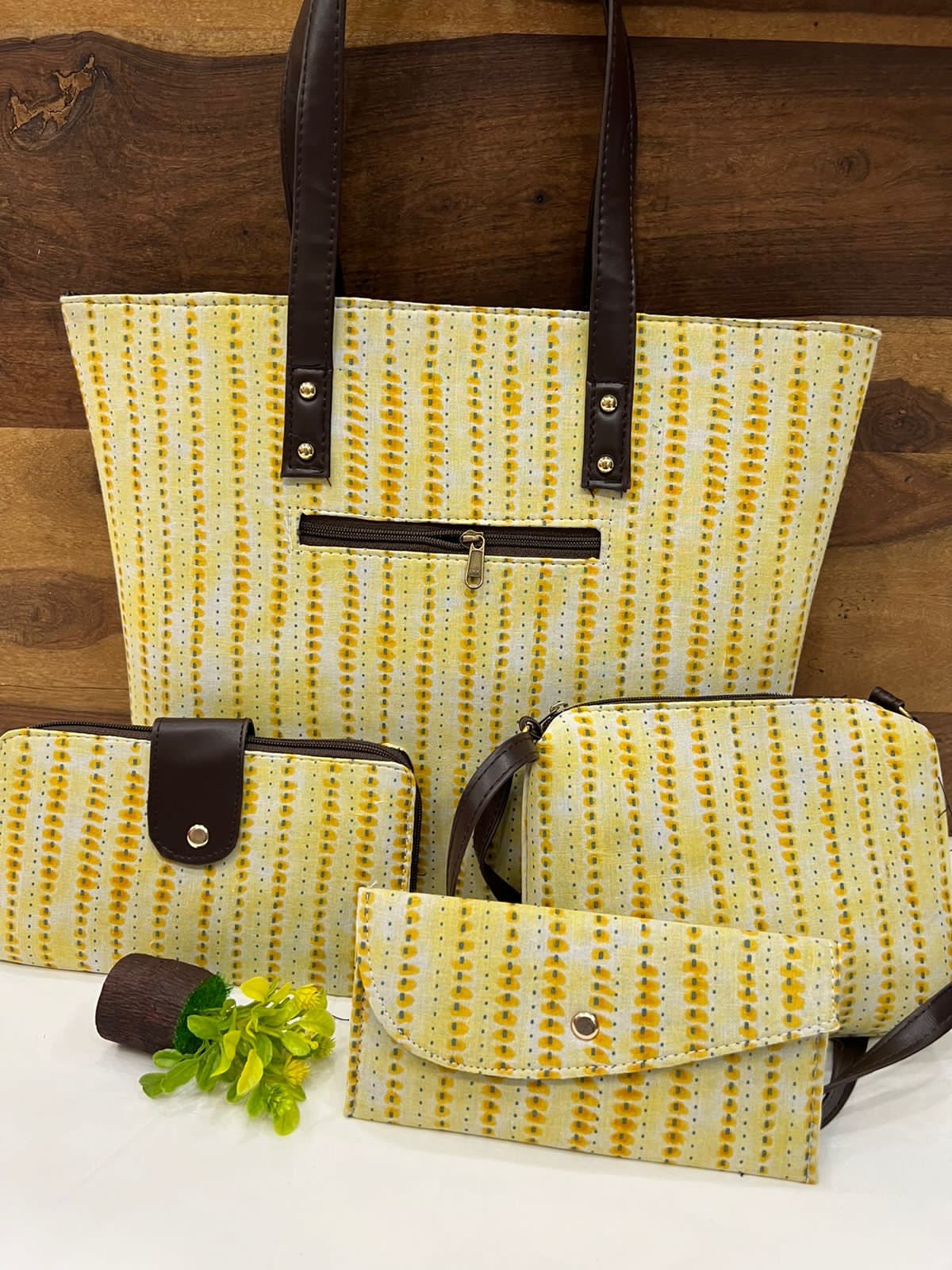 4 Piece printed fabric handbag combos