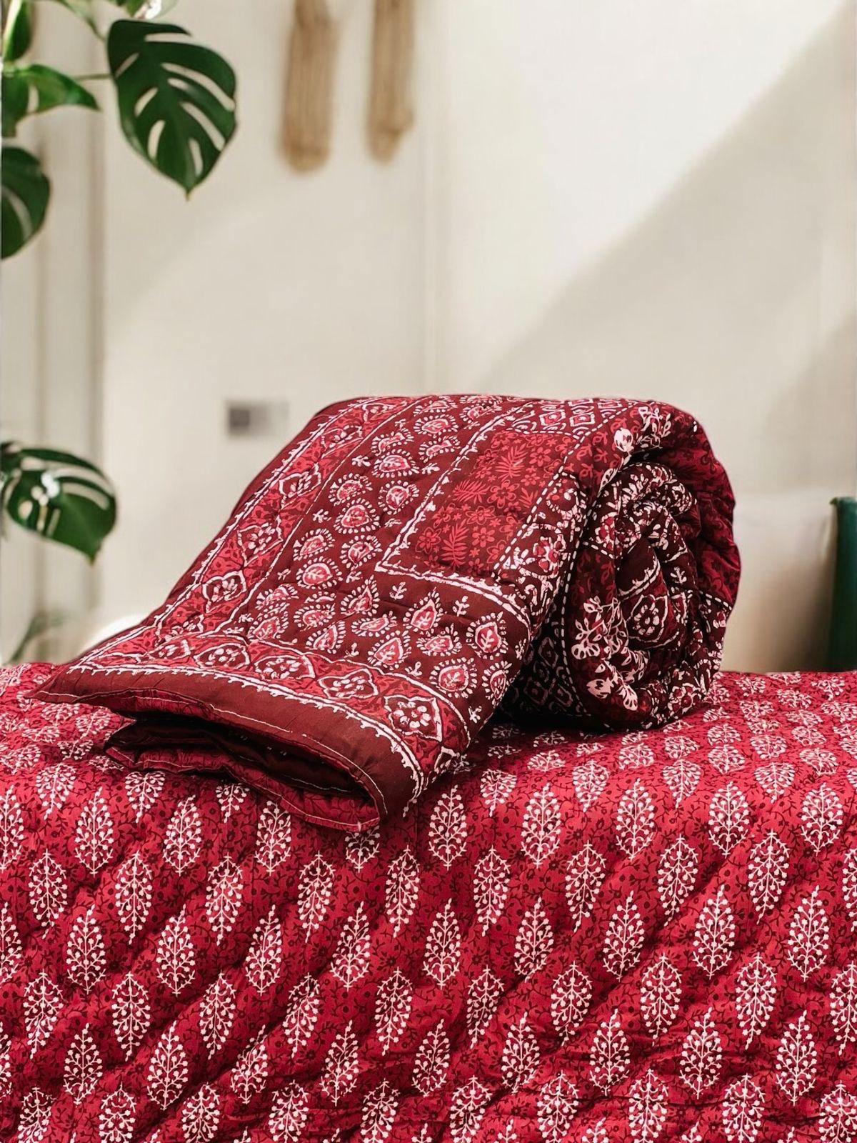 Pure mulmul cotton handblock printed single reversible quilt (razai 60x90 inches)