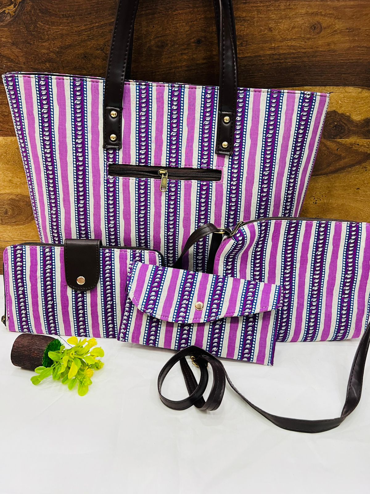 4 Piece printed fabric handbag combos