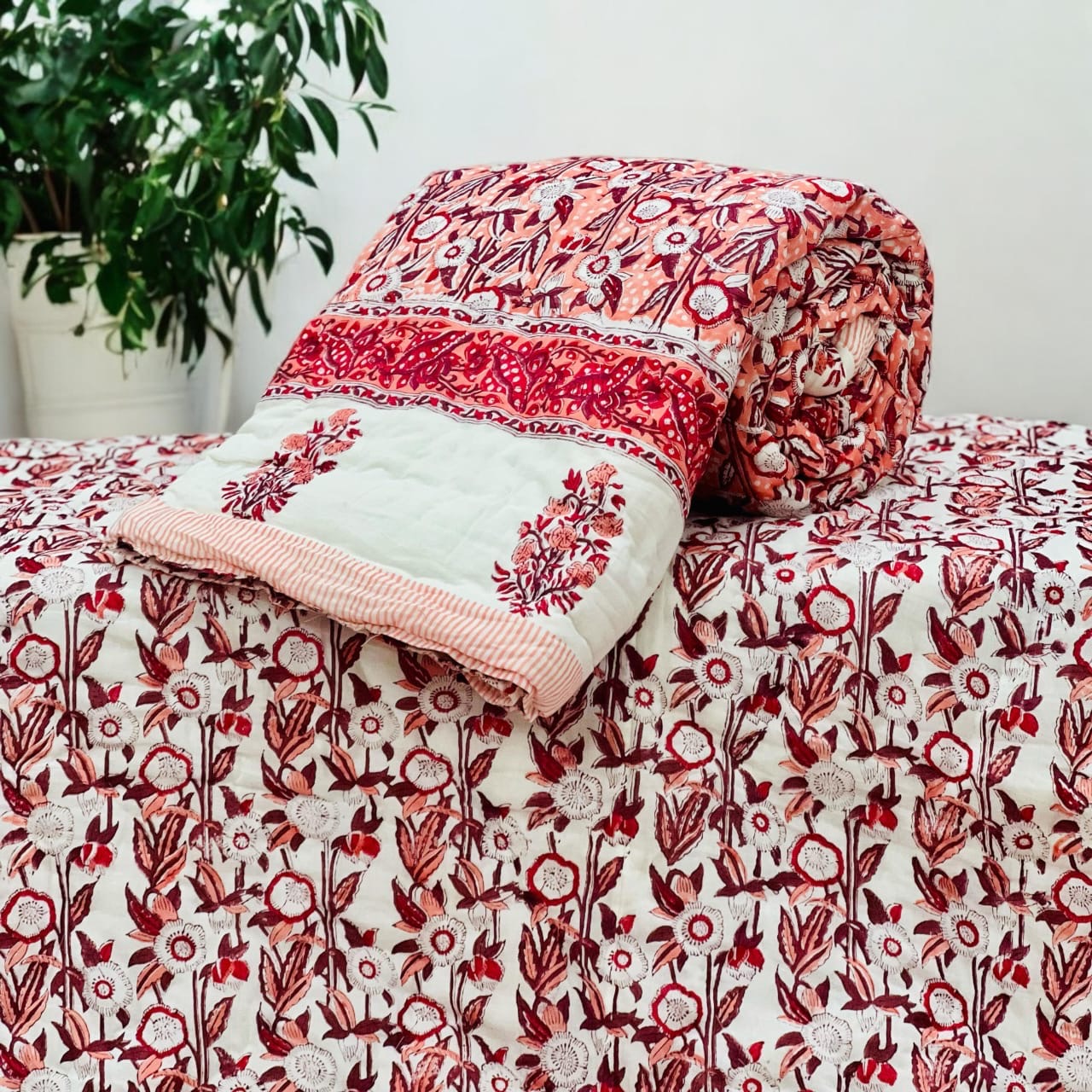 Pure mulmul cotton handblock printed single reversible quilt (razai 60x90 inches)