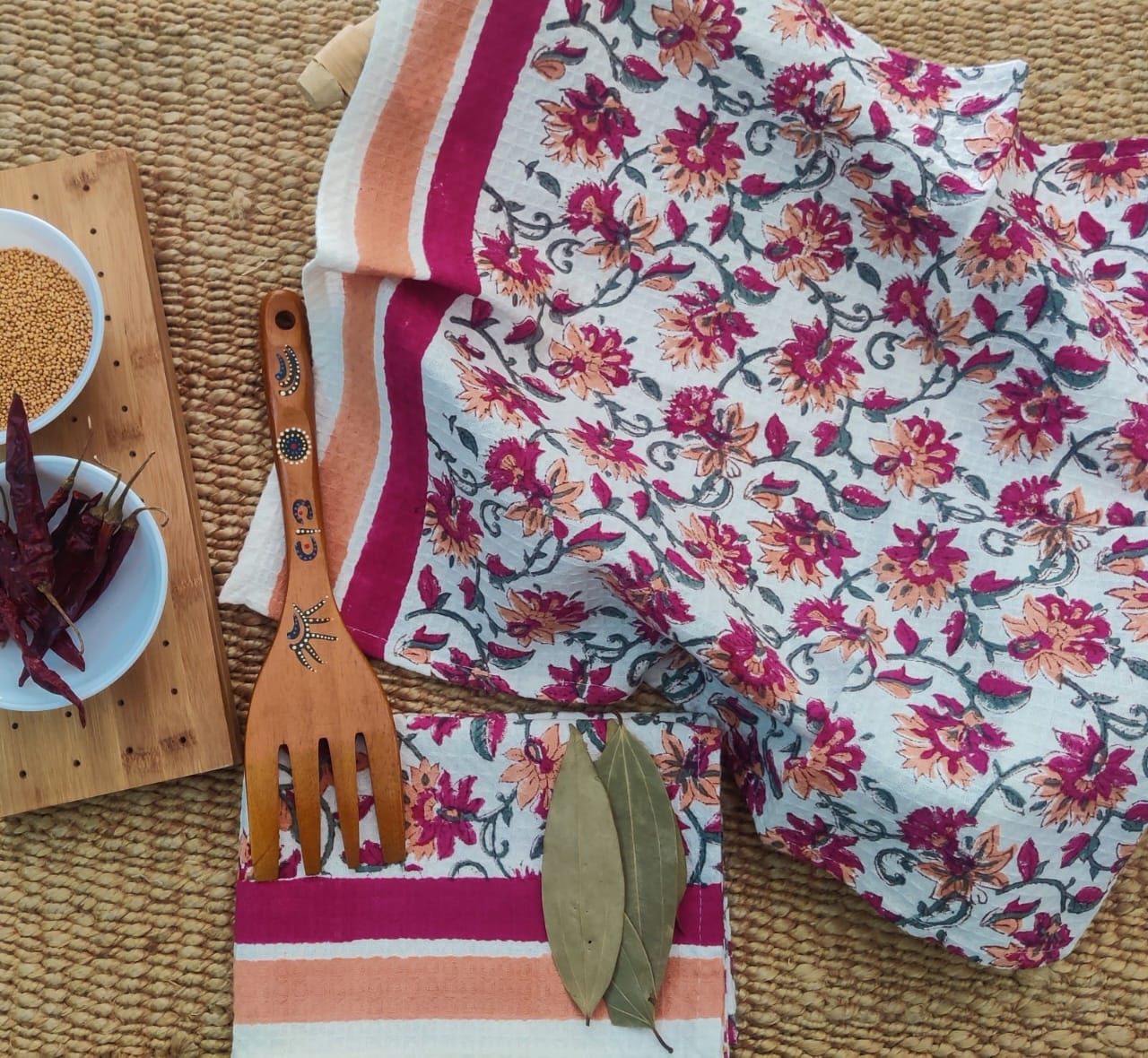 Super absorbent waffled cotton kitchen hand towels (18x24 inches set of 3)