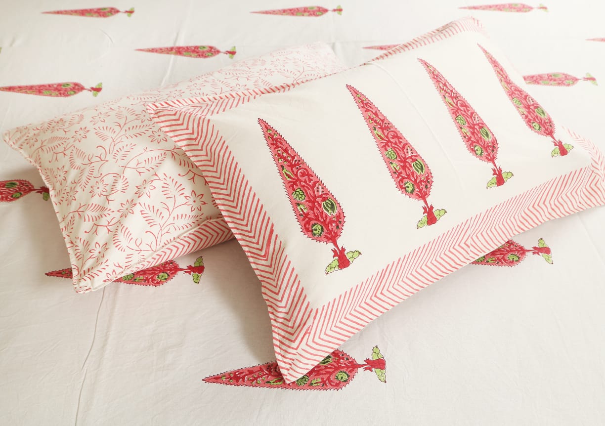 Premium pure cotton hand block printed queen size bedsheets with two pillow covers (90x108 inches)