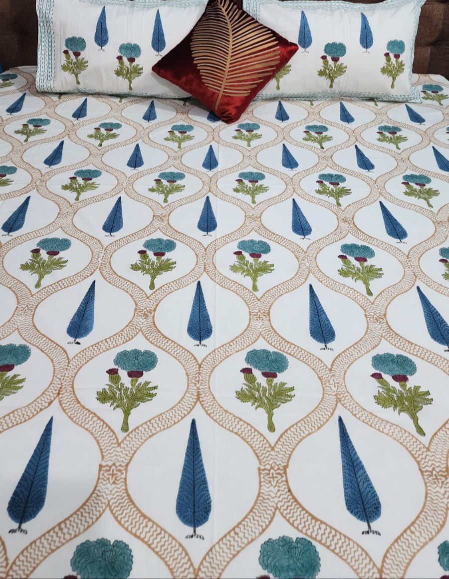 Wooden Handblock printed king size bedsheet with two flapped pillow covers (100x108 inches)