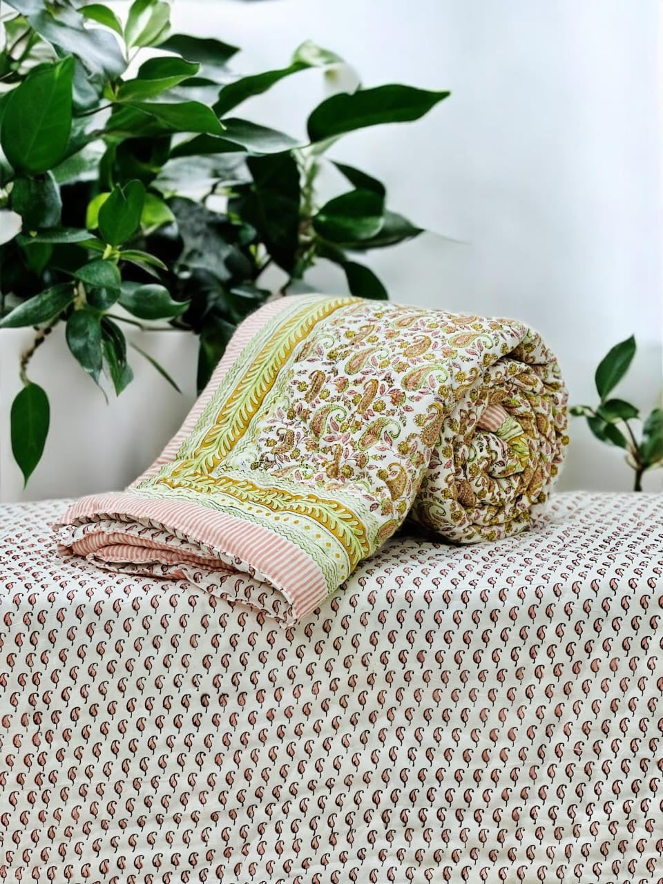 Pure mulmul cotton handblock printed single reversible quilt (razai 60x90 inches)