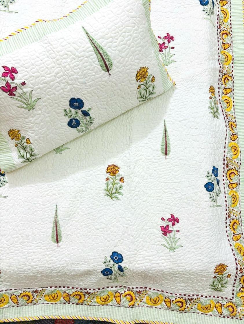 Pure mulmul cotton paani jaal quilted bedcovers with 2 quilted pillow covers for king size beds (90x108 inches)