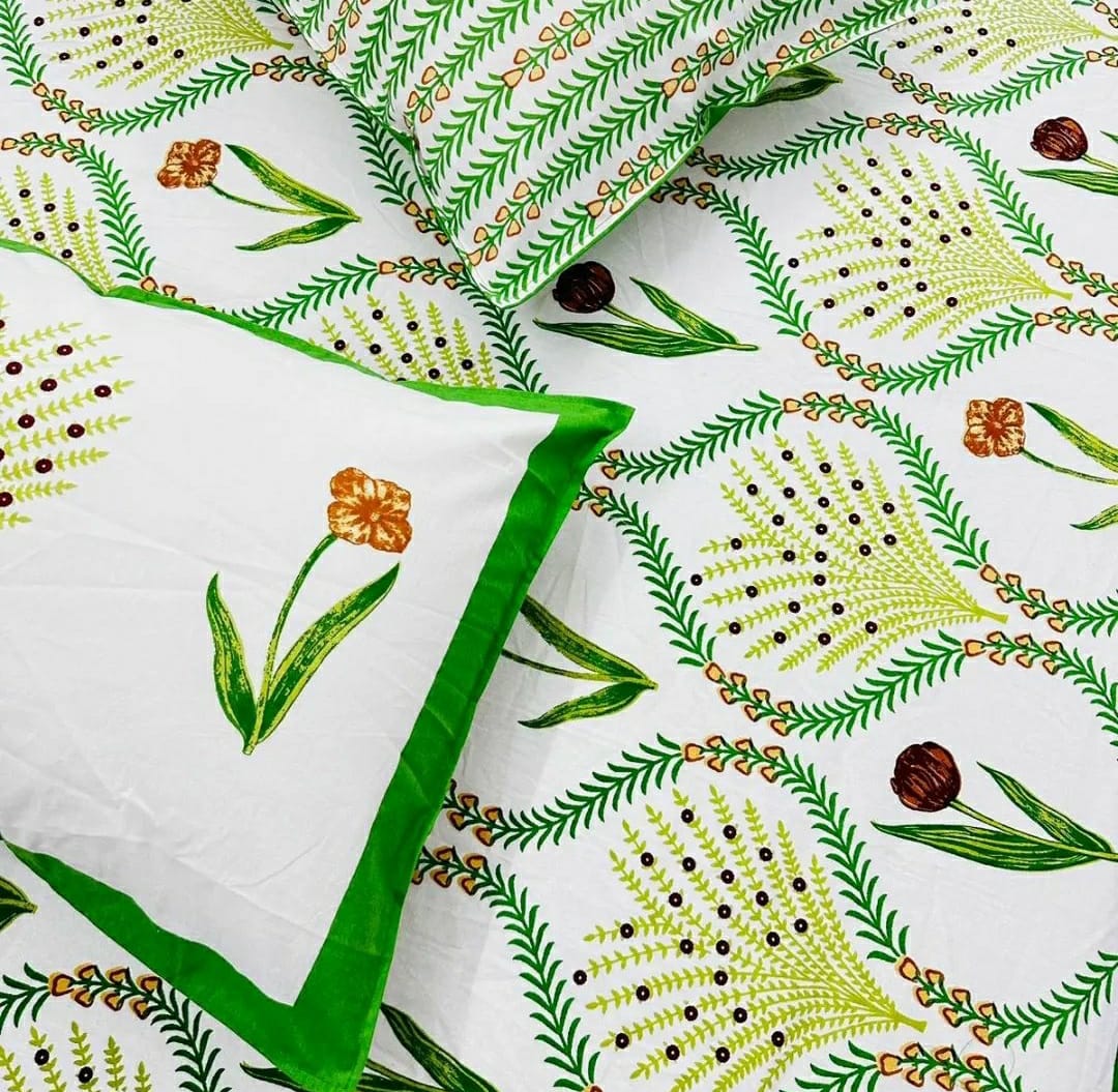 Super King size screen printed pure cotton bedsheet with two pillow cover (108x108 inches)