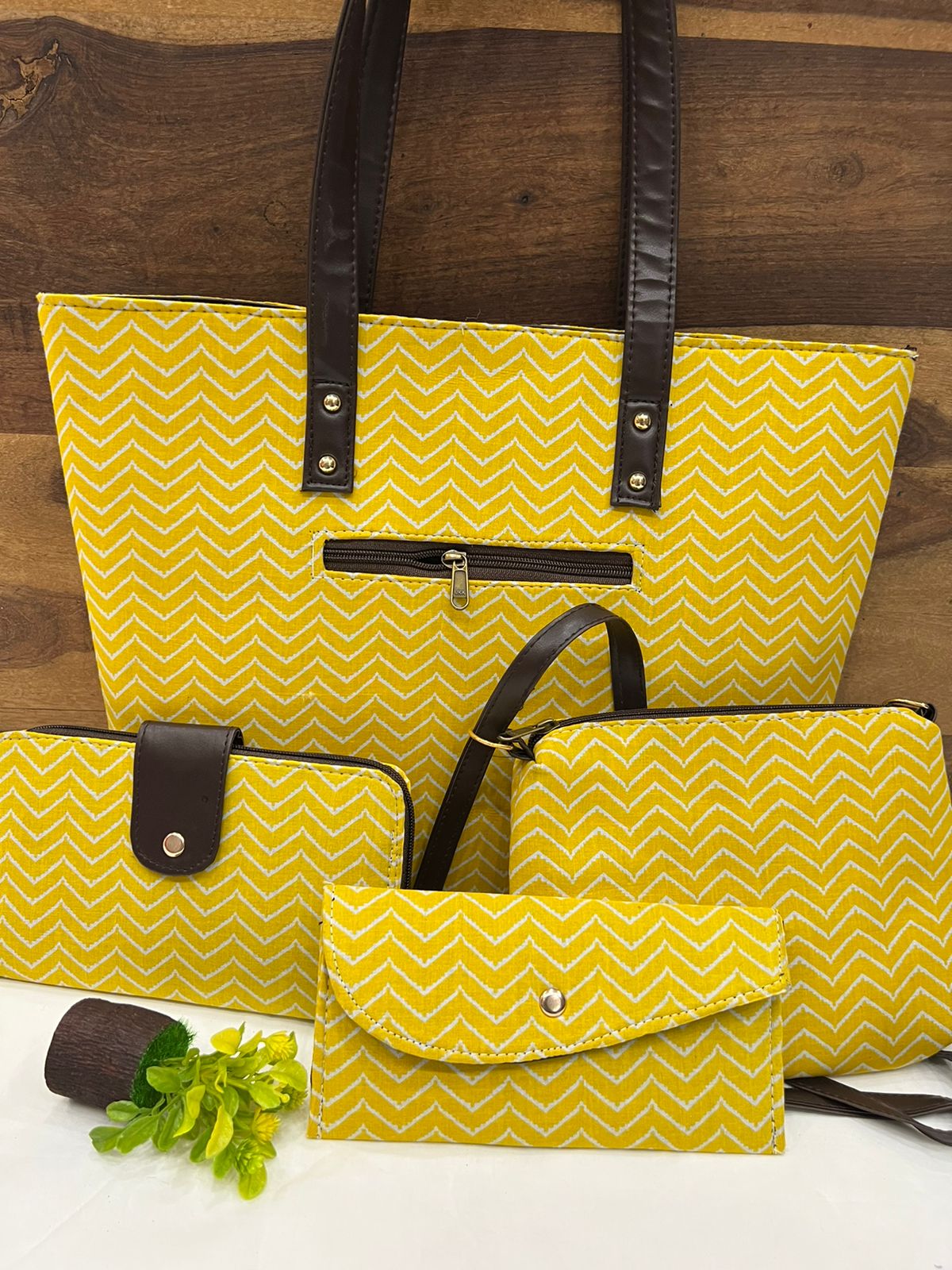 4 Piece printed fabric handbag combos
