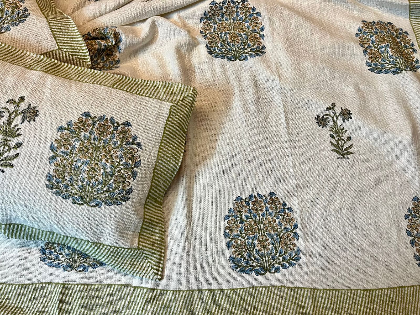 Jute cotton double bedcovers with two pillow covers (90x108 inches)