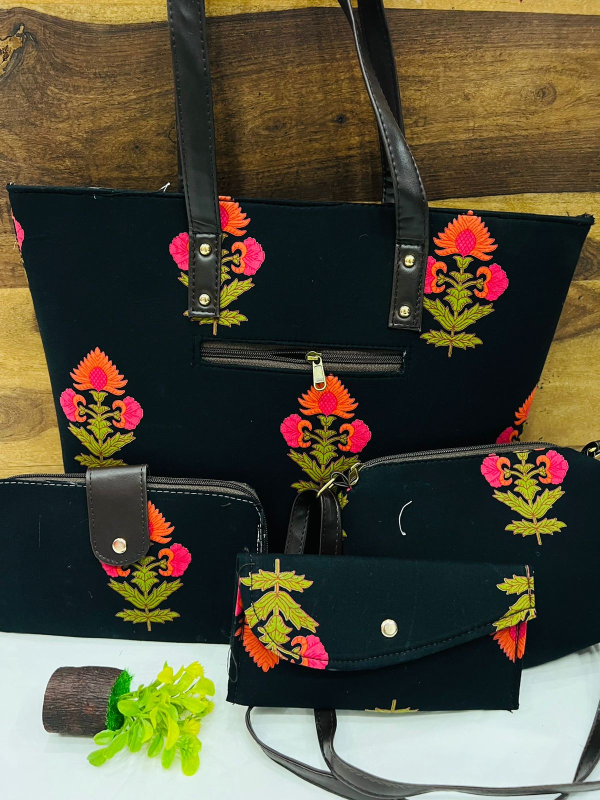 4 Piece printed fabric handbag combos