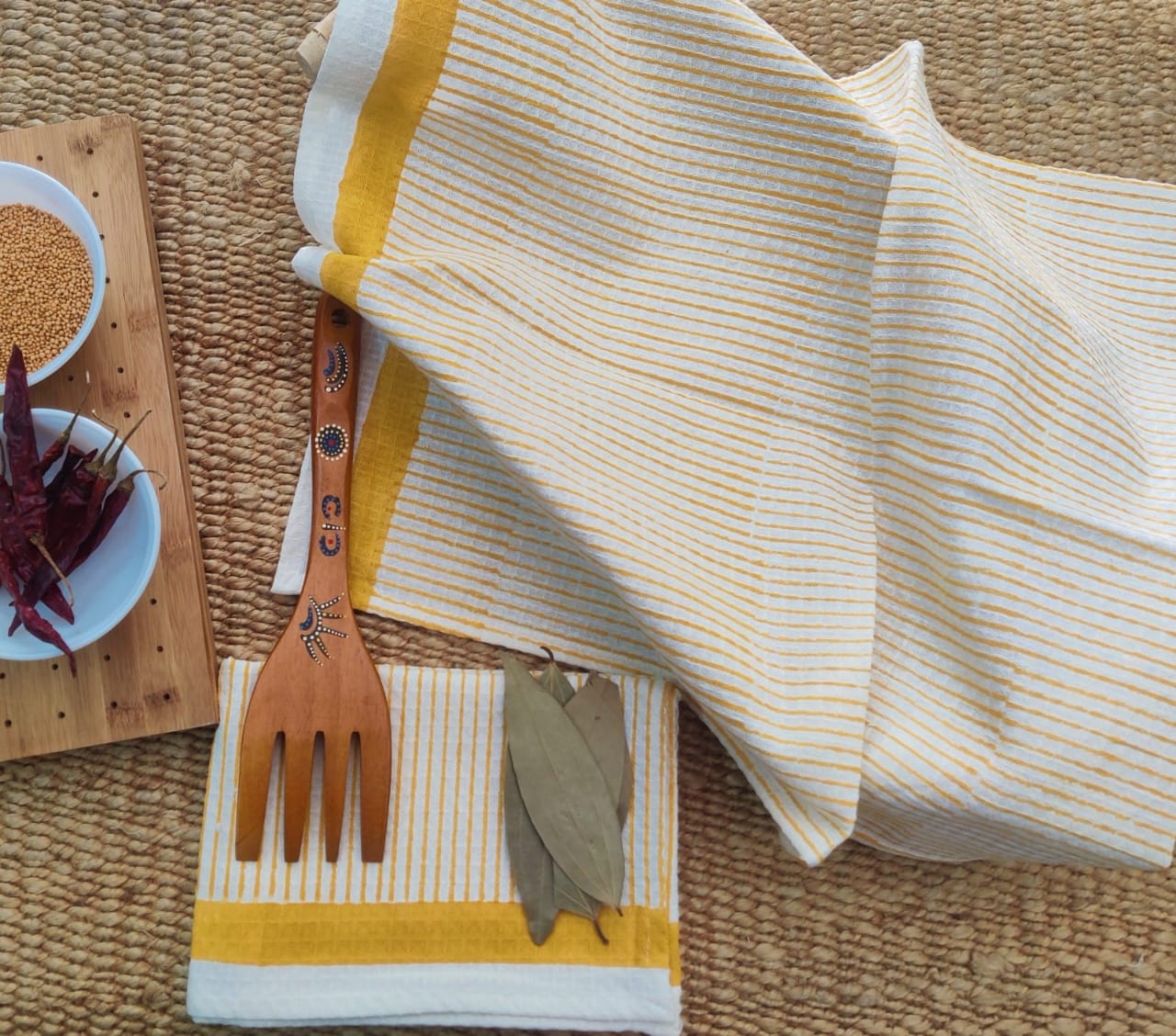 Super absorbent waffled cotton kitchen hand towels (18x24 inches set of 3)