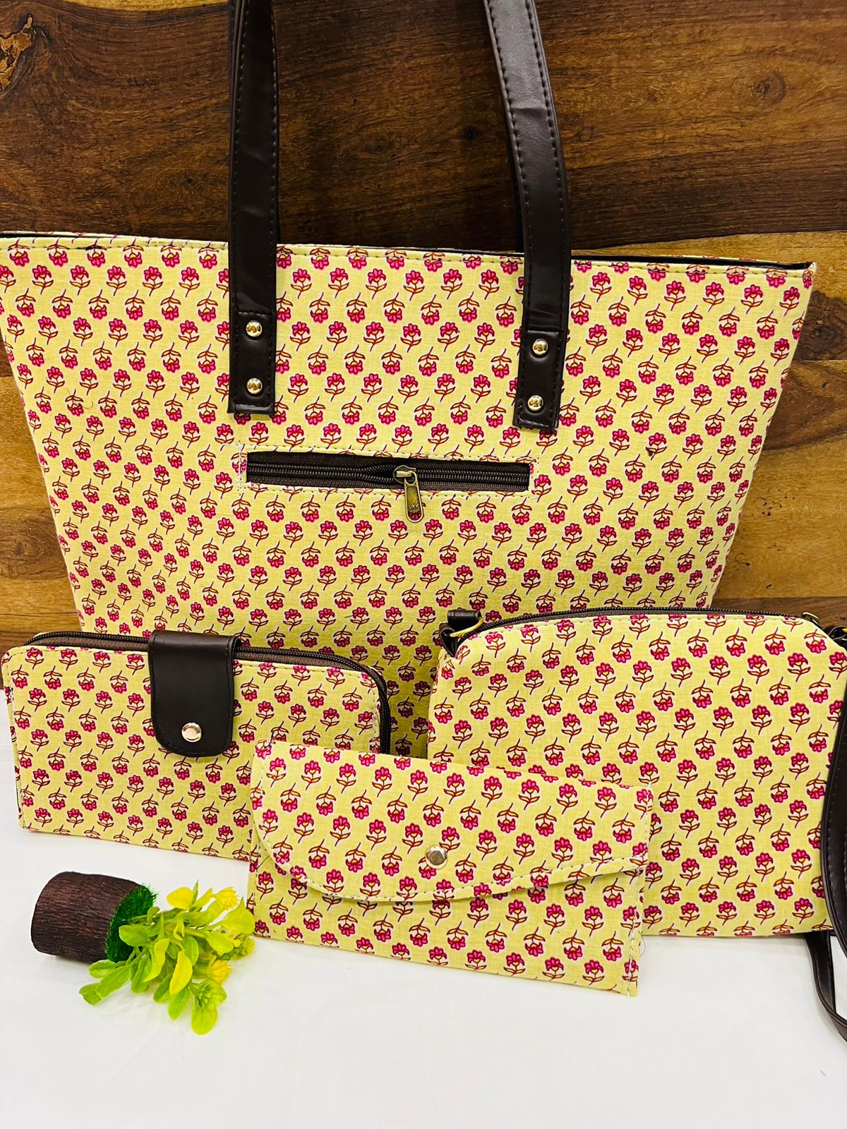 4 Piece printed fabric handbag combos