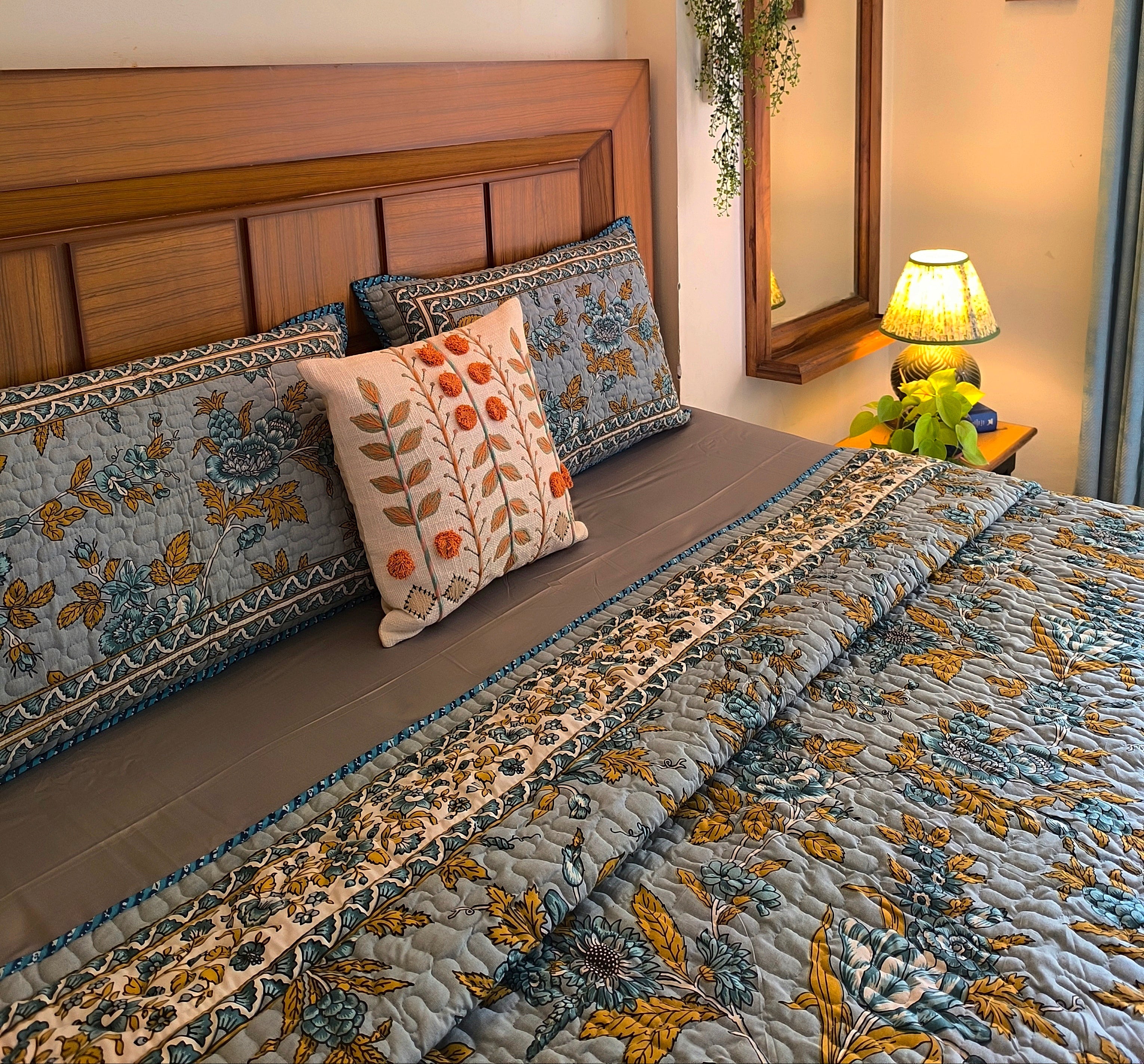 Pure cotton screen printed quilted double bedcovers with 2 quilted pillow covers