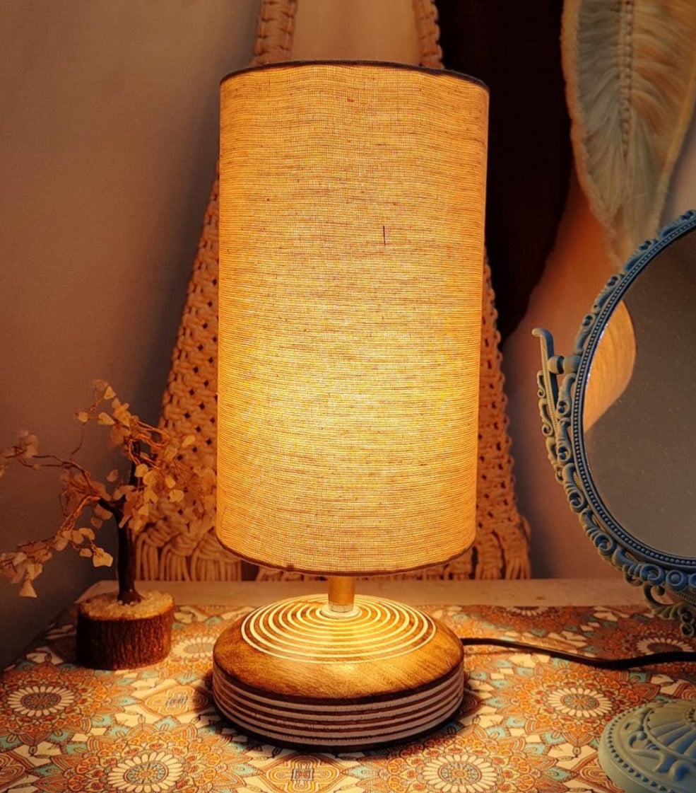 Mini wooden table lamp