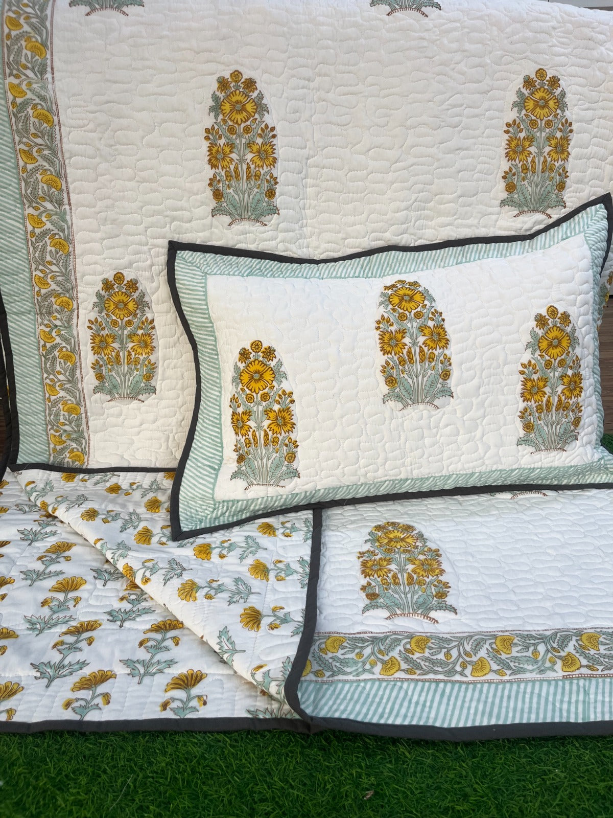 Pure mulmul cotton paani jaal quilted bedcovers with 2 quilted pillow covers for king size beds (90x108 inches)