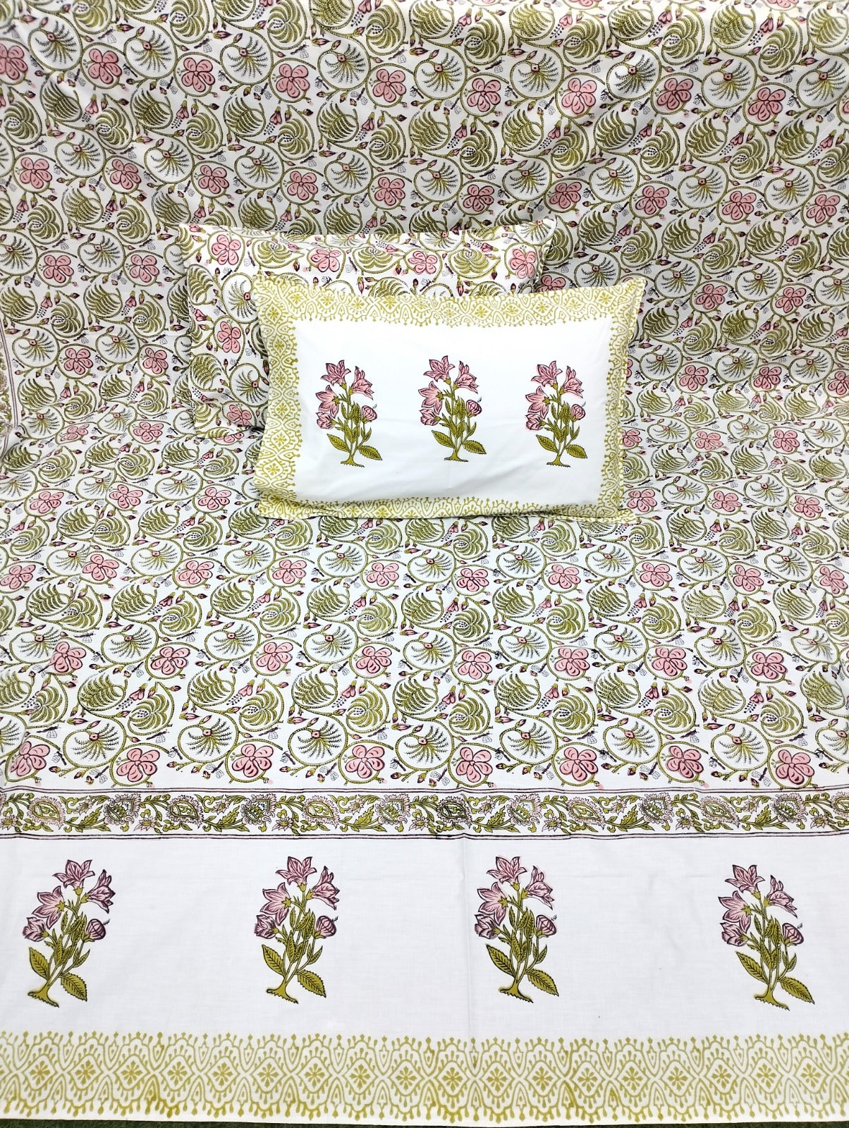 Pure cotton and wooden hand-block printed super king size bedsheets with 2 pillow covers (108x108 inches)