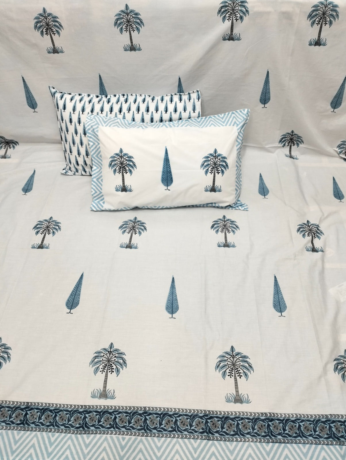 Pure cotton and wooden hand-block printed super king size bedsheets with 2 pillow covers (108x108 inches)