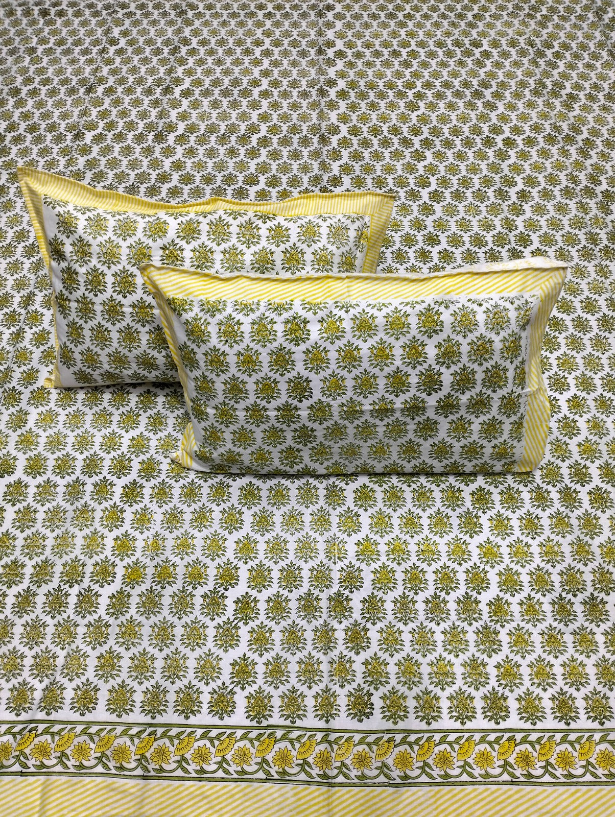 Pure cotton and wooden hand-block printed super king size bedsheets with 2 pillow covers (108x108 inches)