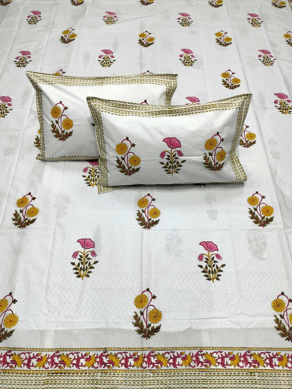 Pure cotton and wooden hand-block printed super king size bedsheets with 2 pillow covers (108x108 inches)