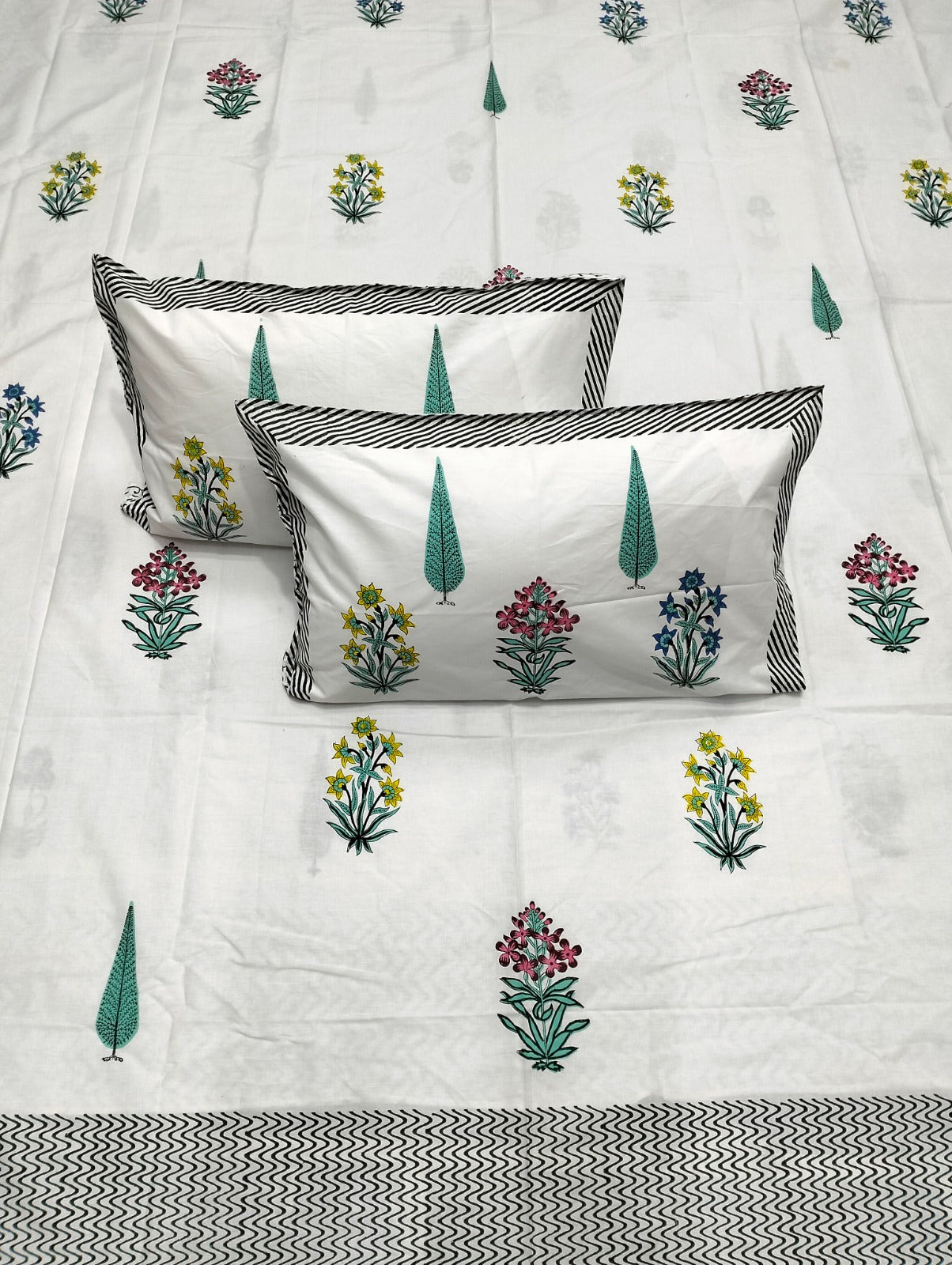 Pure cotton and wooden hand-block printed super king size bedsheets with 2 pillow covers (108x108 inches)