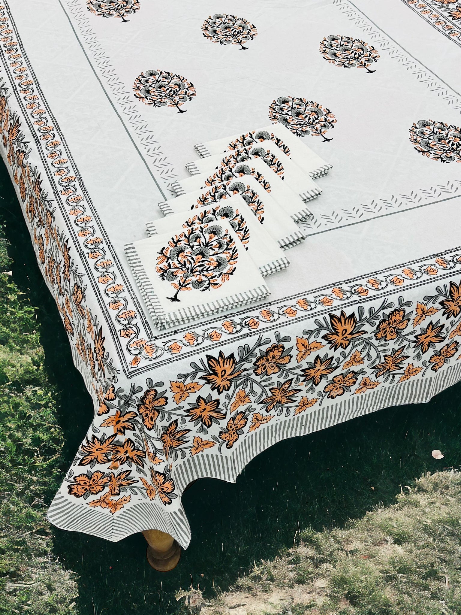 Pure cotton hand-block printed dining table covers with 6 napkins (for 6 seater tables)