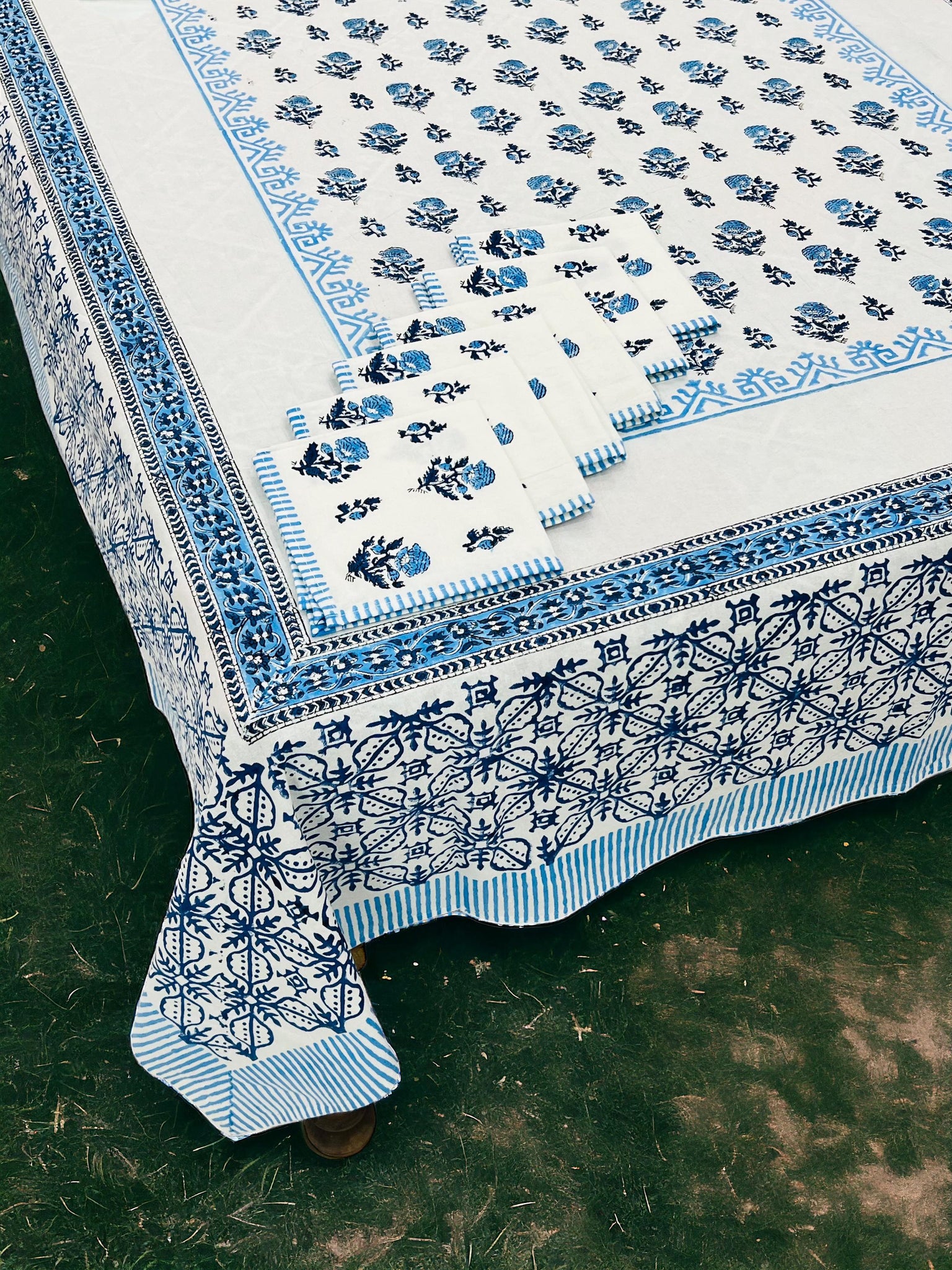 Pure cotton hand-block printed dining table covers with 6 napkins (for 6 seater tables)