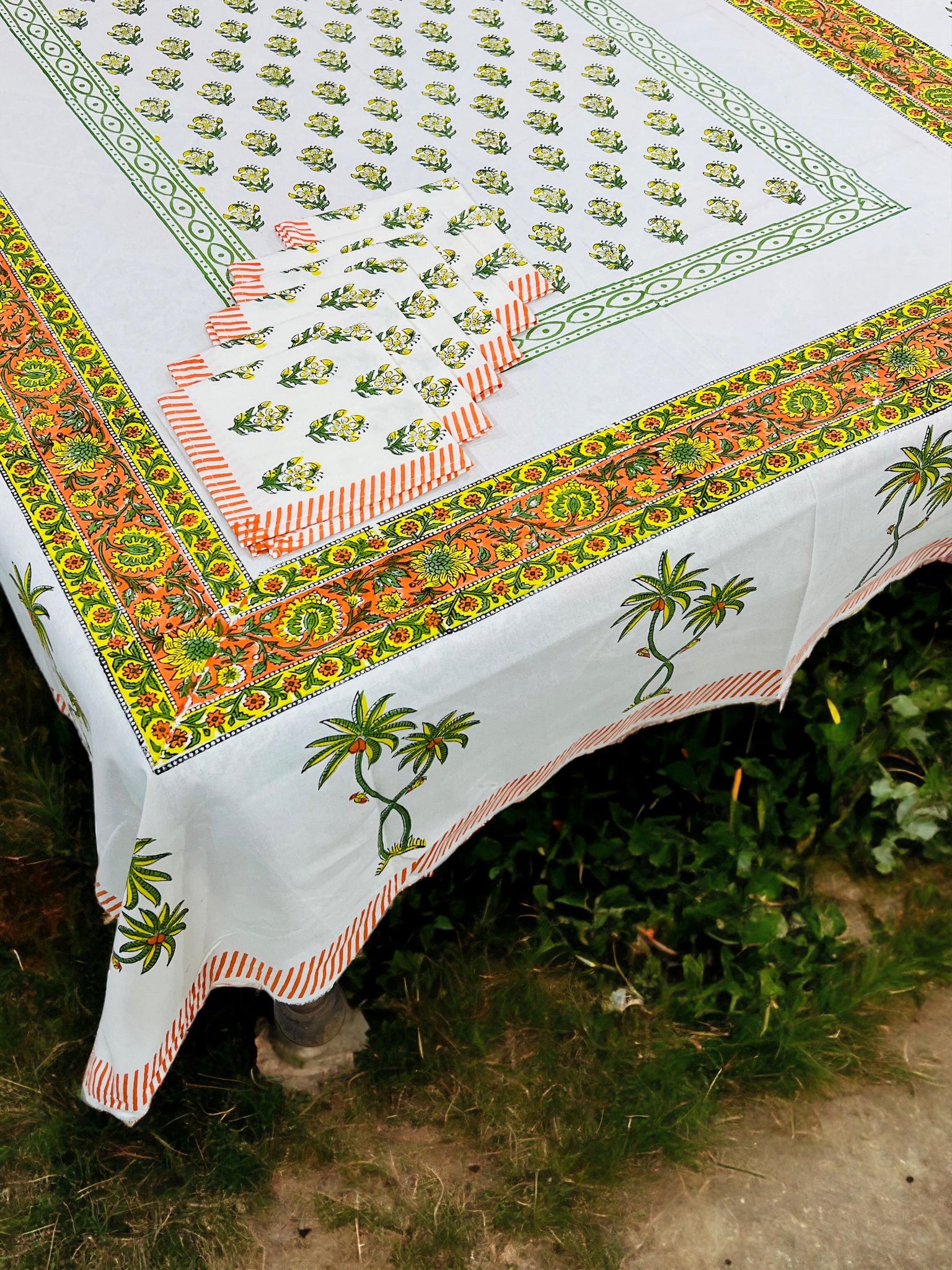 Pure cotton hand-block printed dining table covers with 6 napkins (for 6 seater tables)