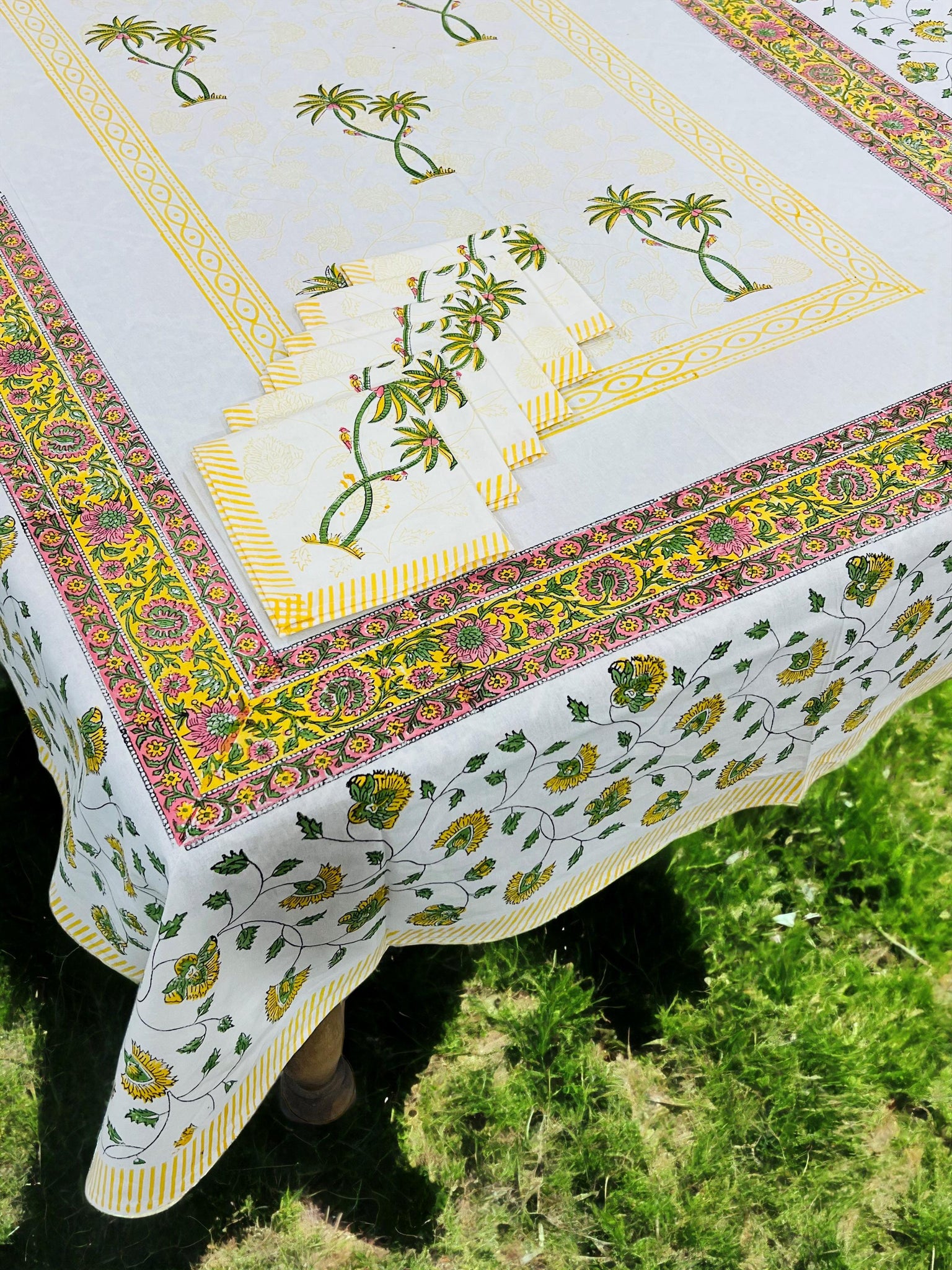 Pure cotton hand-block printed dining table covers with 6 napkins (for 6 seater tables)