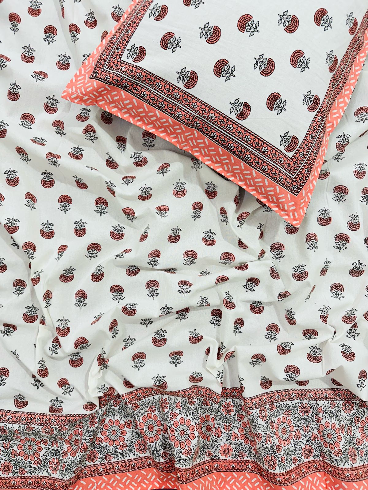 Pure cotton single bedsheet with 1 pillow cover (Size 60x90 inches)