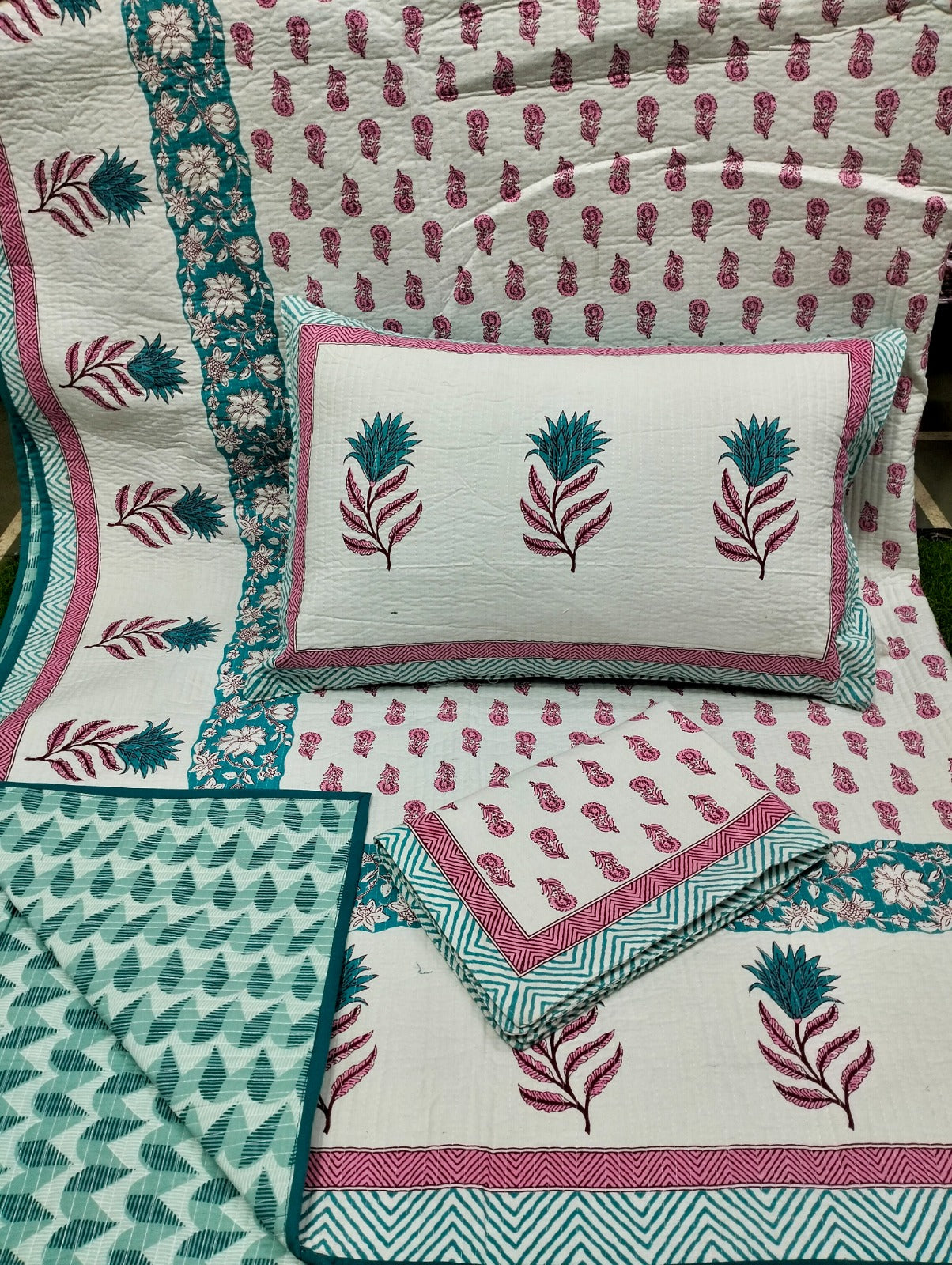 Pure cotton quilted bedcovers with two quilted pillow covers (90x108 inches)